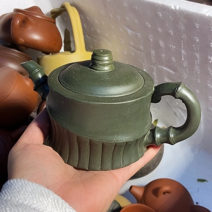 手工制作宜兴紫砂茶壶