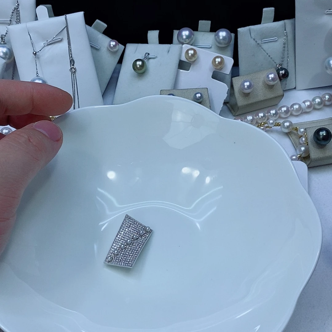 海水珍珠胸饰未镶嵌