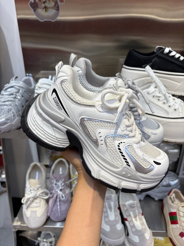 运动鞋老爹鞋夏季职场休闲风blokette欧若假日风