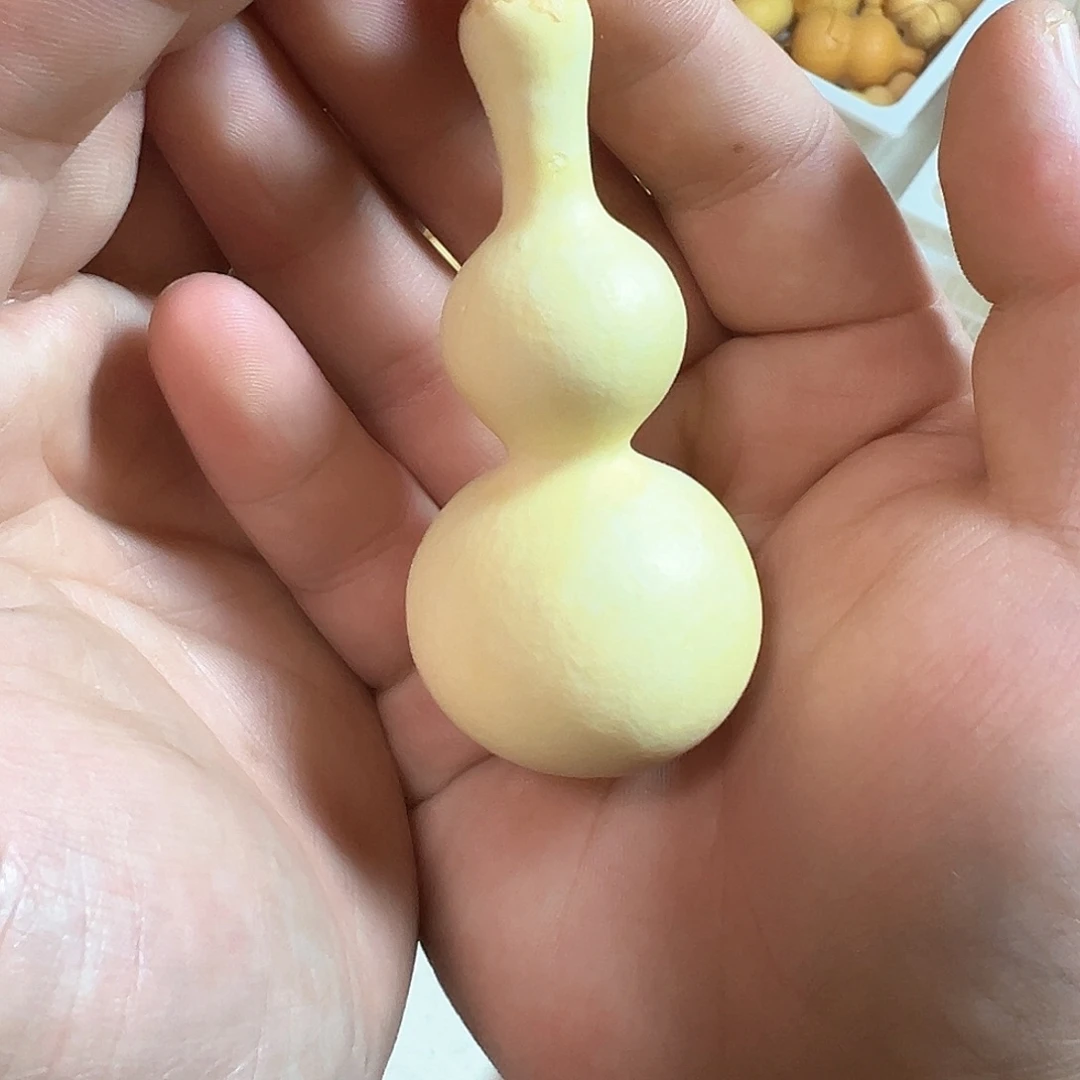 呵*瑕疵长嘴手把八宝