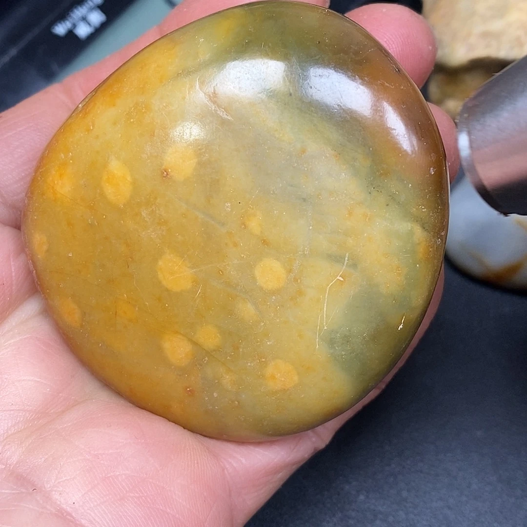 和田玉未镶嵌珠宝奇石