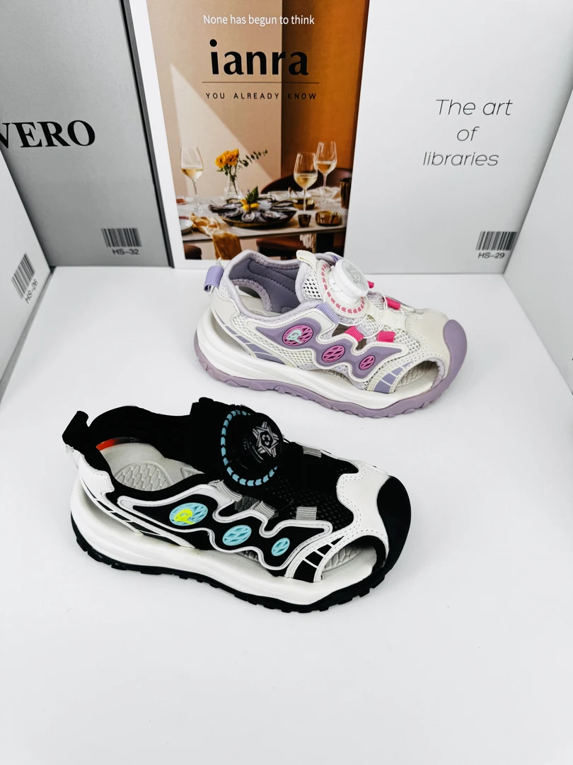 6001~儿童夏季时尚透气软底舒适运动机能包头防滑大底凉鞋