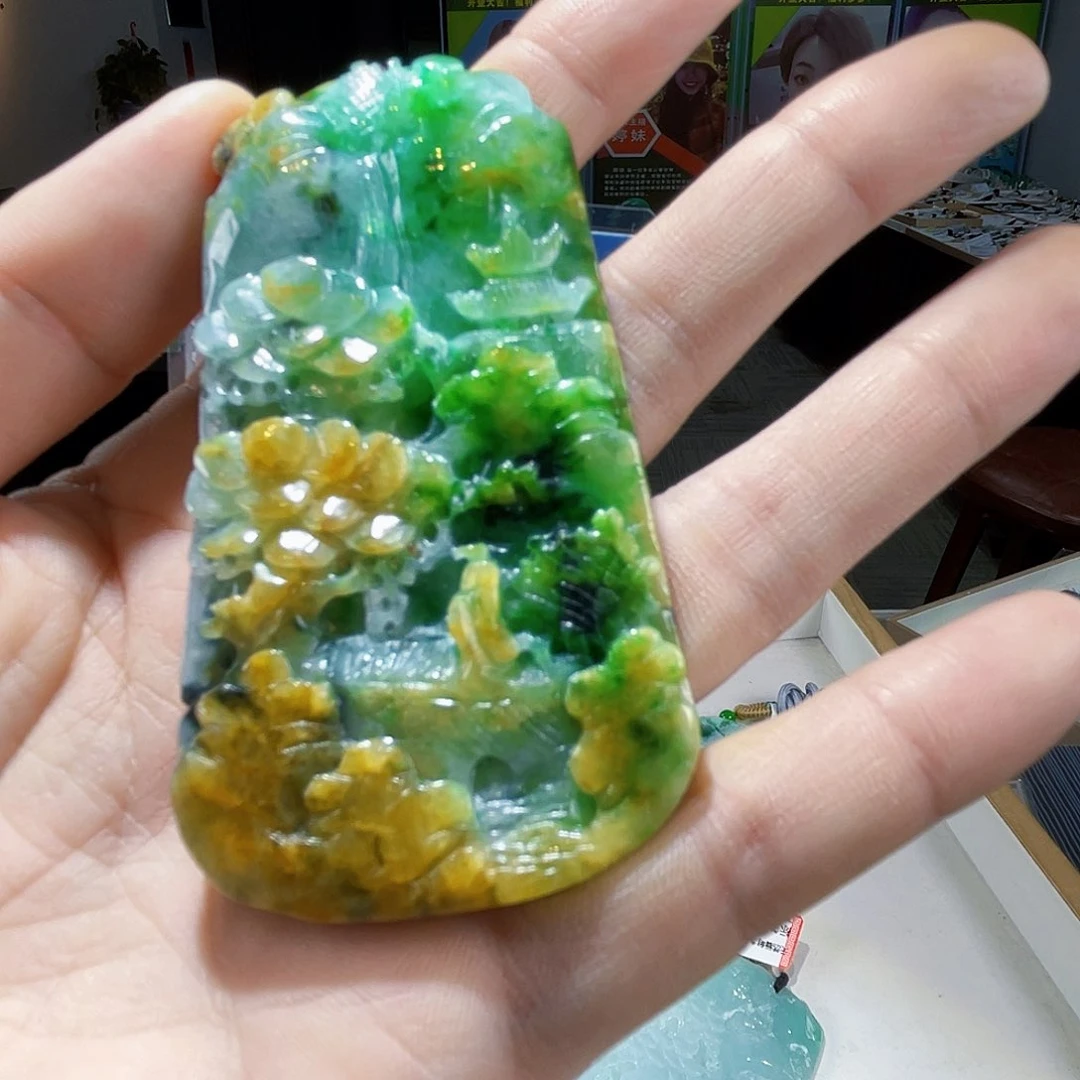 颈饰未镶嵌翡翠一