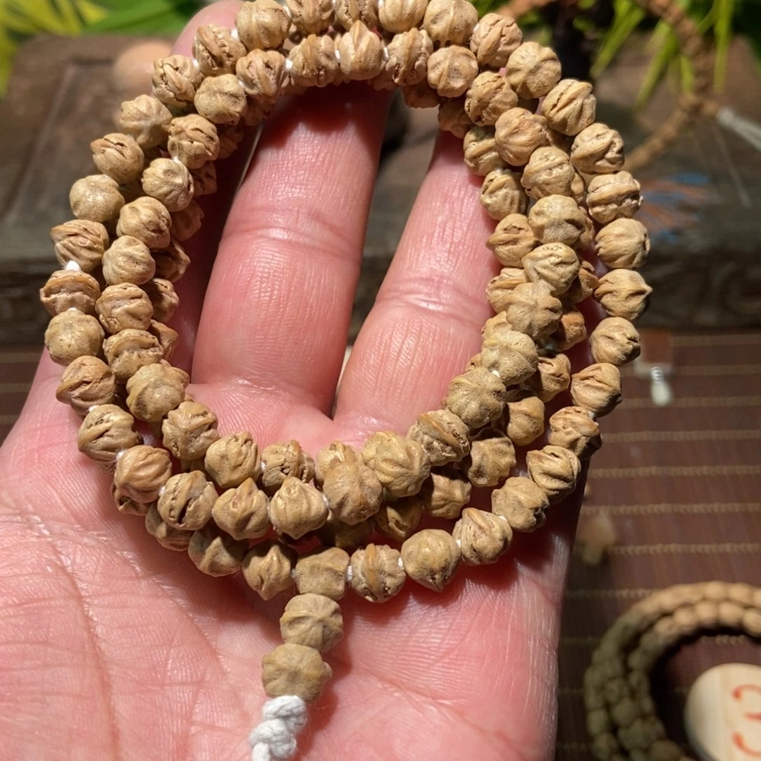 伊***我吊坠柏香籽/百香籽