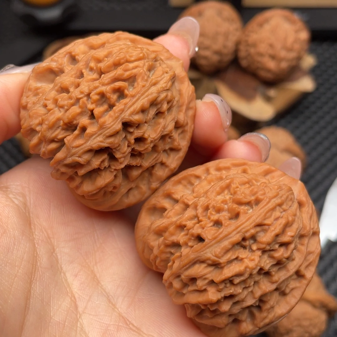 用***5文玩核桃吊坠全品南疆石43