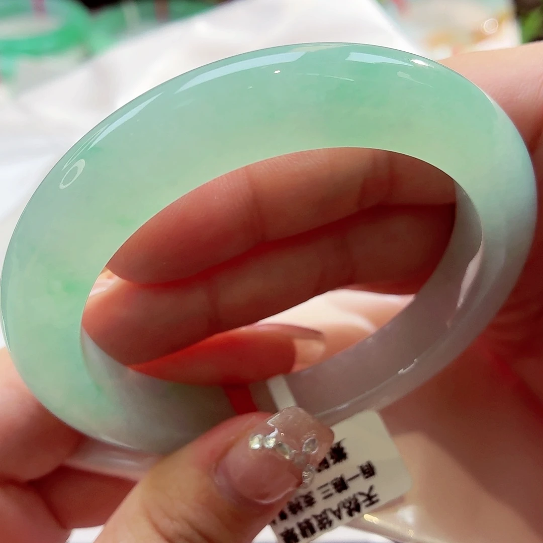 翡翠未镶嵌手镯泥鳅背冰绿88-33