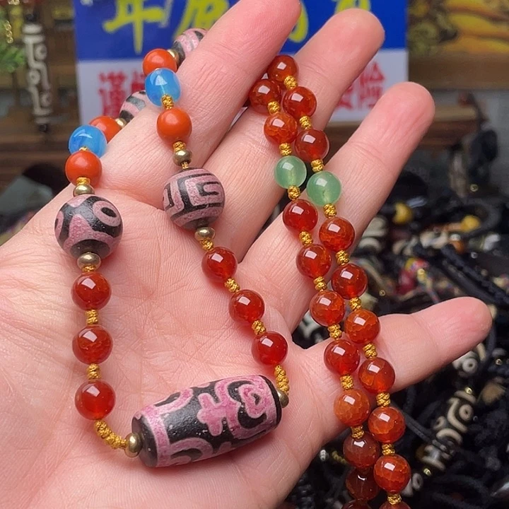 玛瑙/玉髓颈饰未镶嵌