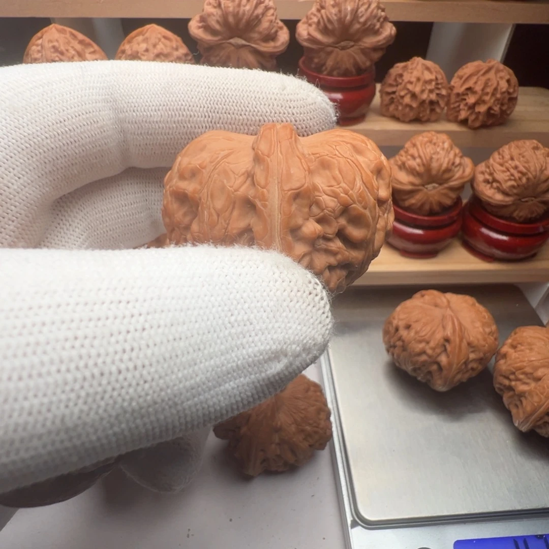 杨***言文玩核桃吊坠1111111