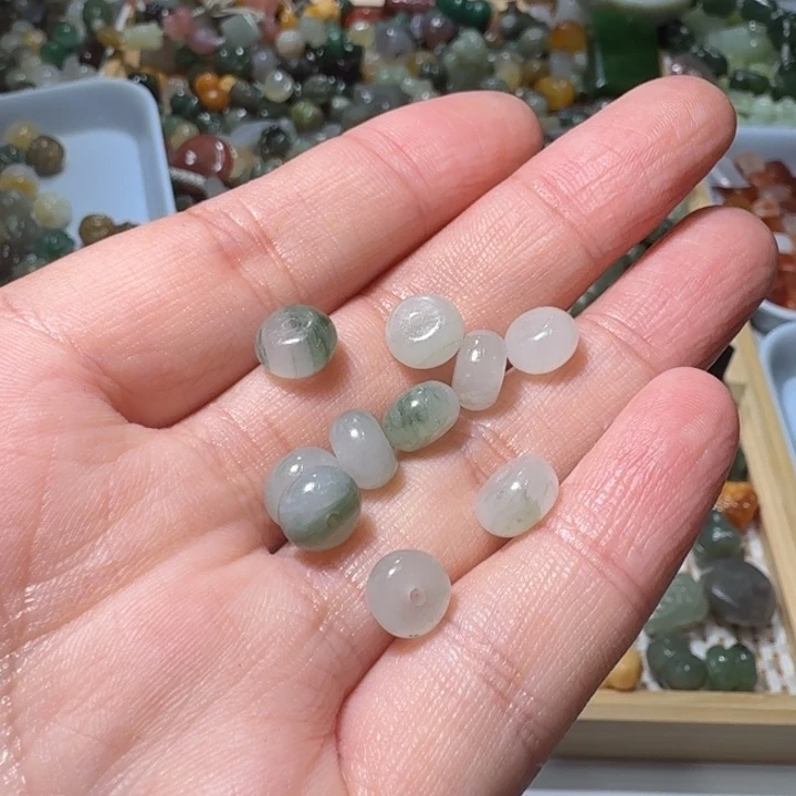 和田玉未镶嵌珠宝半成品◇****彡