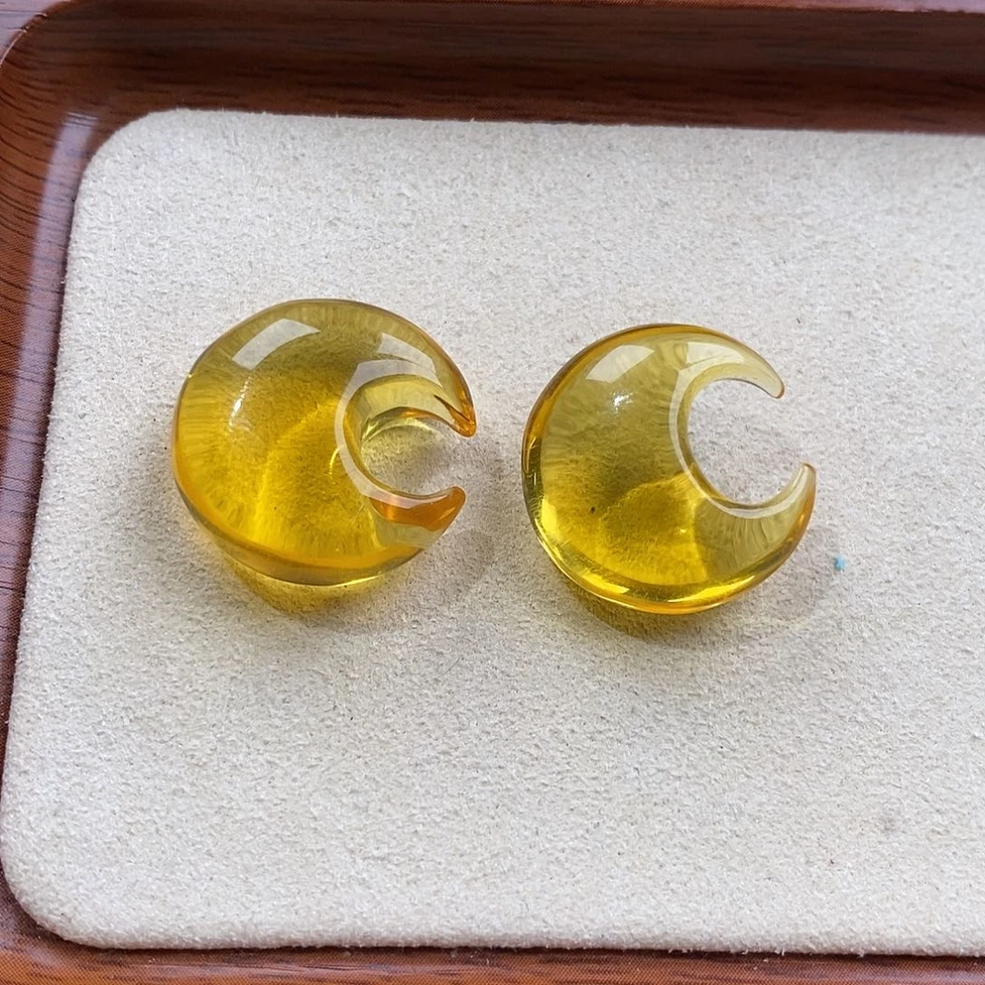 琥珀裸石未镶嵌天然原矿琥珀蜜蜡小月亮一对