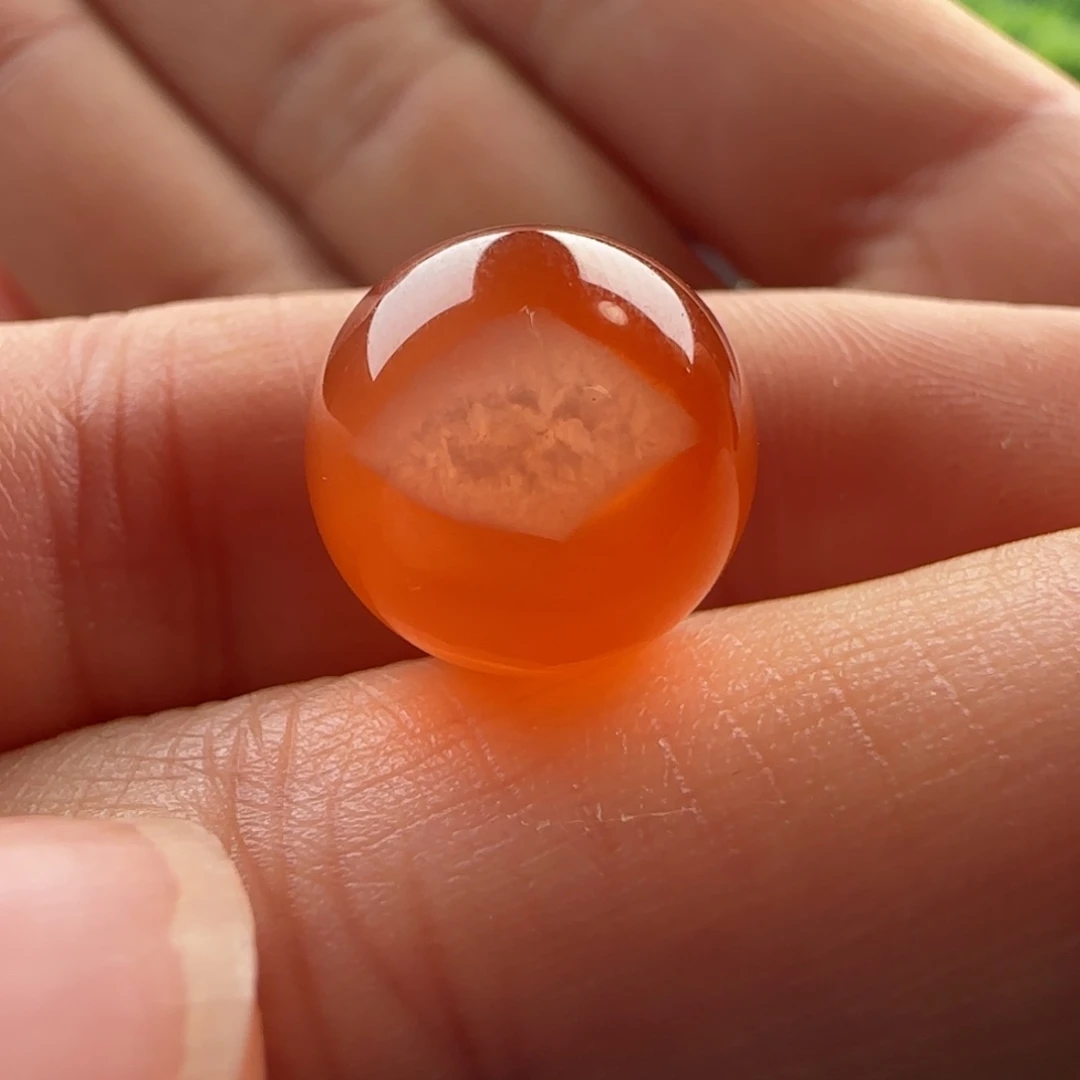 南红玛瑙未镶嵌圆珠：12.6冰橘 橘黄特色白马白牙