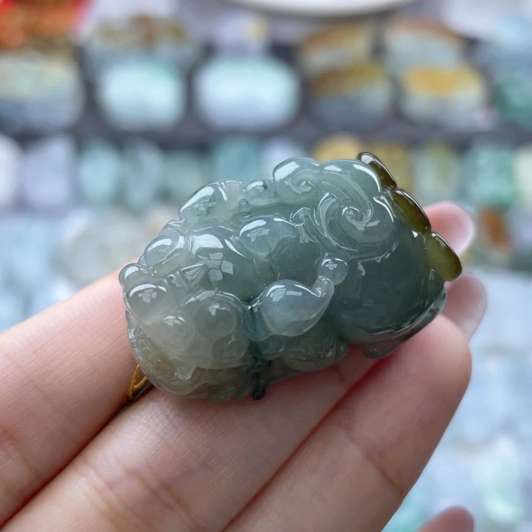 颈饰未镶嵌翡翠貔貅22