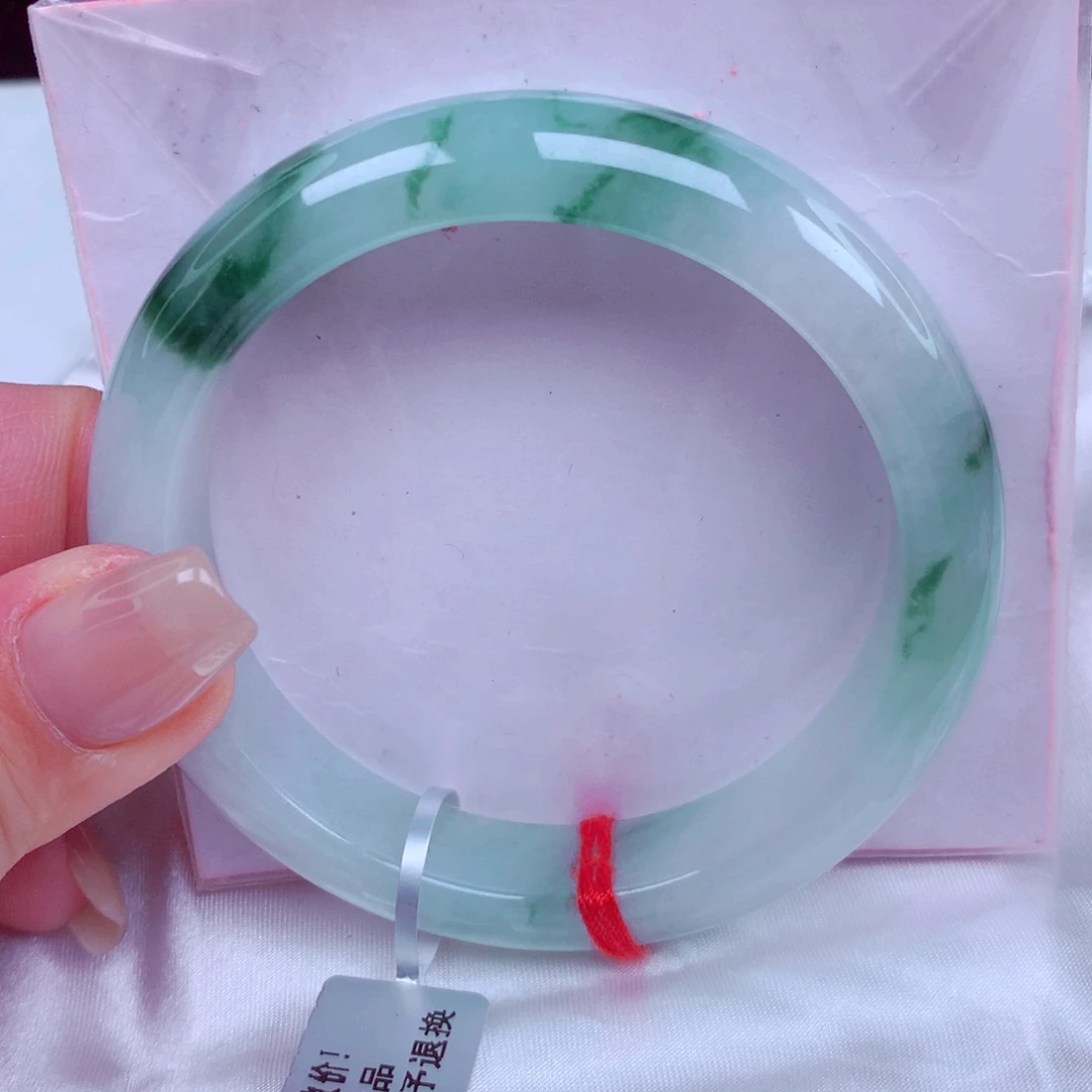 翡翠未镶嵌手镯手镯