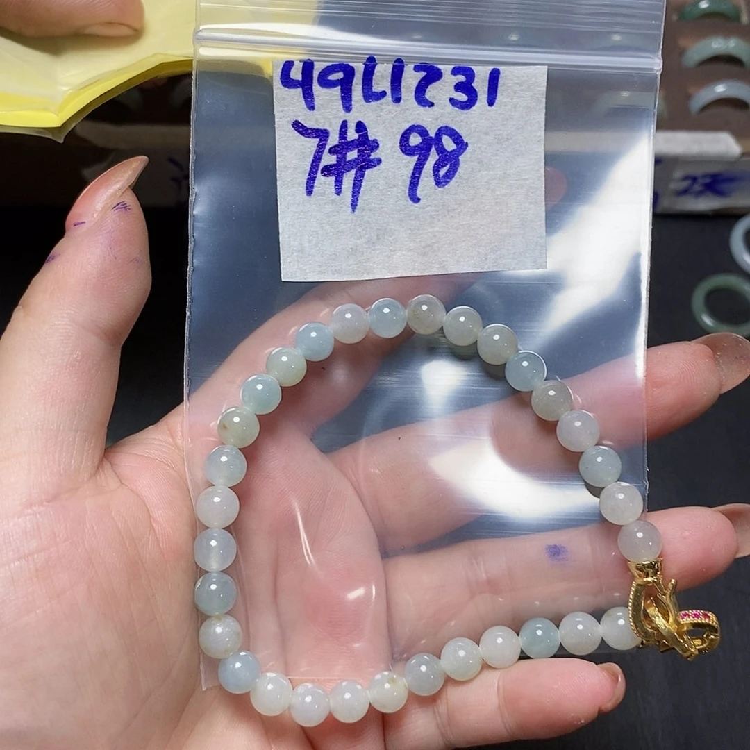 未镶嵌定制翡翠翡翠