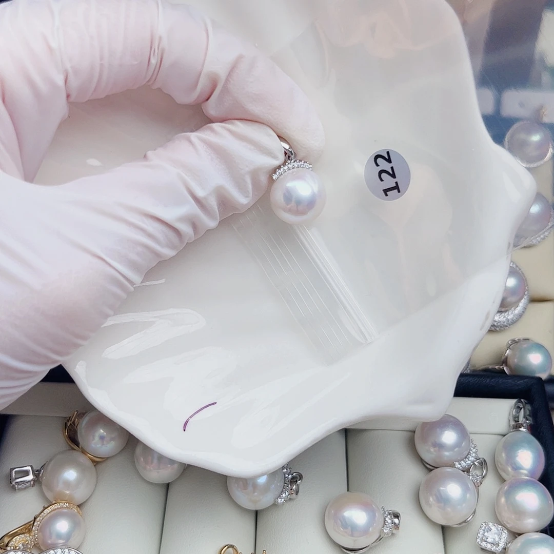 银S925镶嵌淡水珍珠耳饰