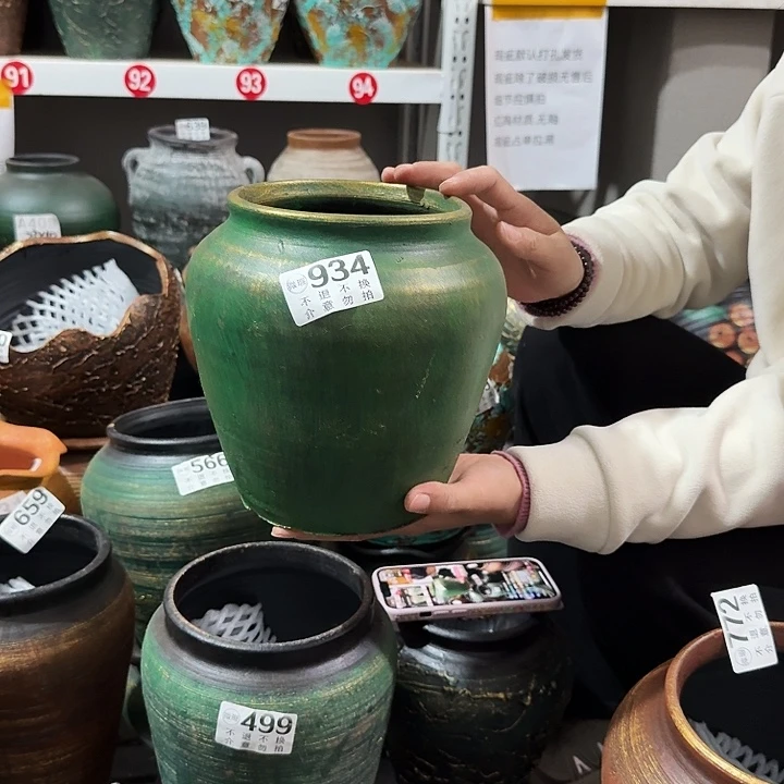 瑕疵金绿坛子934高度20口径14