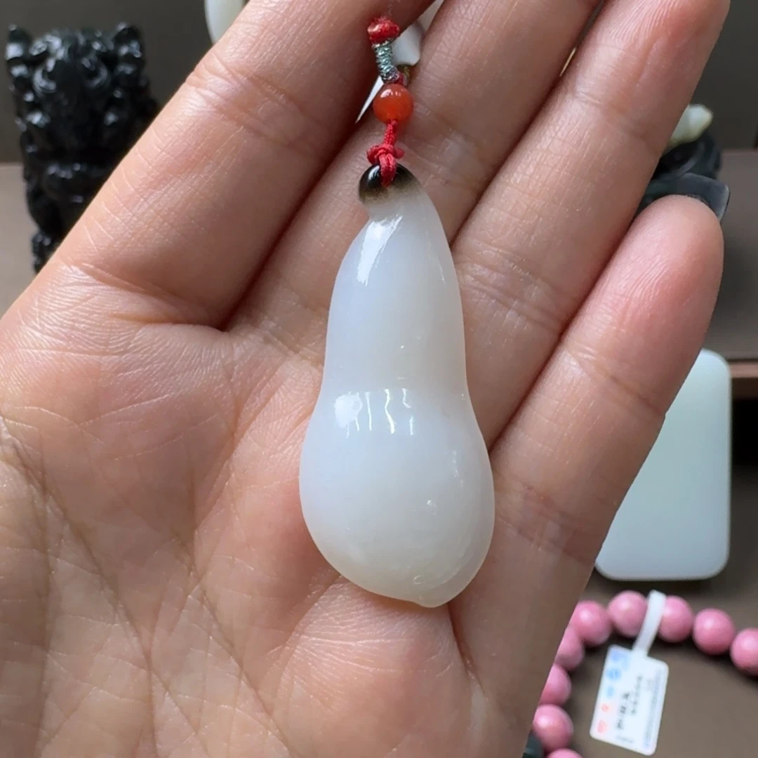 和田玉未镶嵌吊坠(不含链)