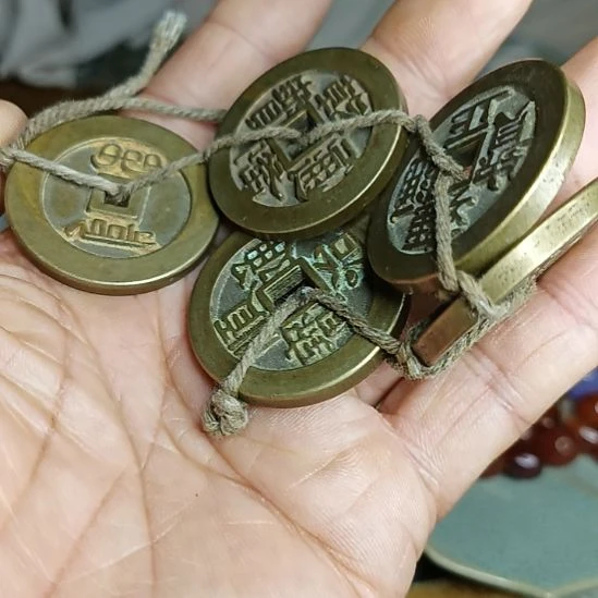 摆件五帝钱多少钱啊哈哈哈