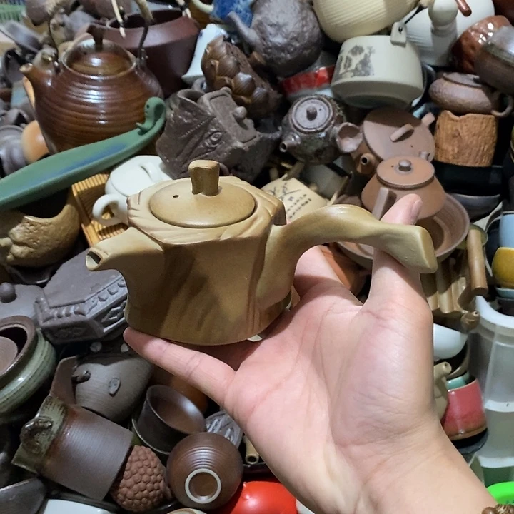 瓷片荷花绽放了我去海边看了一下天空