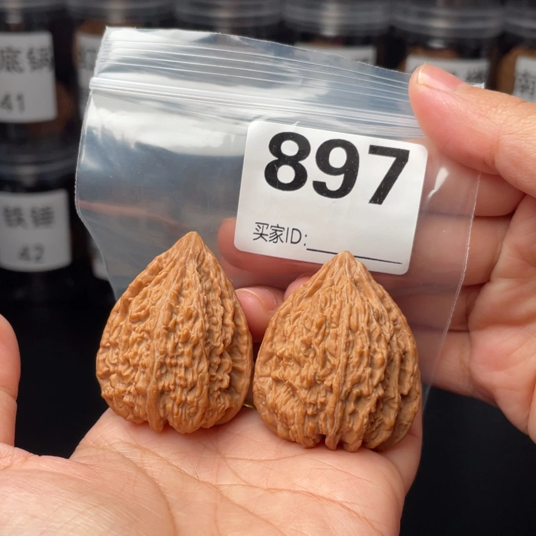 文玩核桃把件全品36塔尖