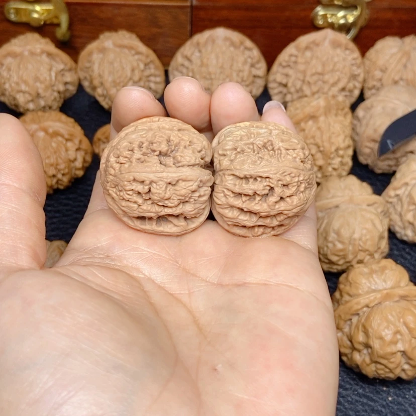 【闪购商品】文玩核桃吊坠帅*粗筋33