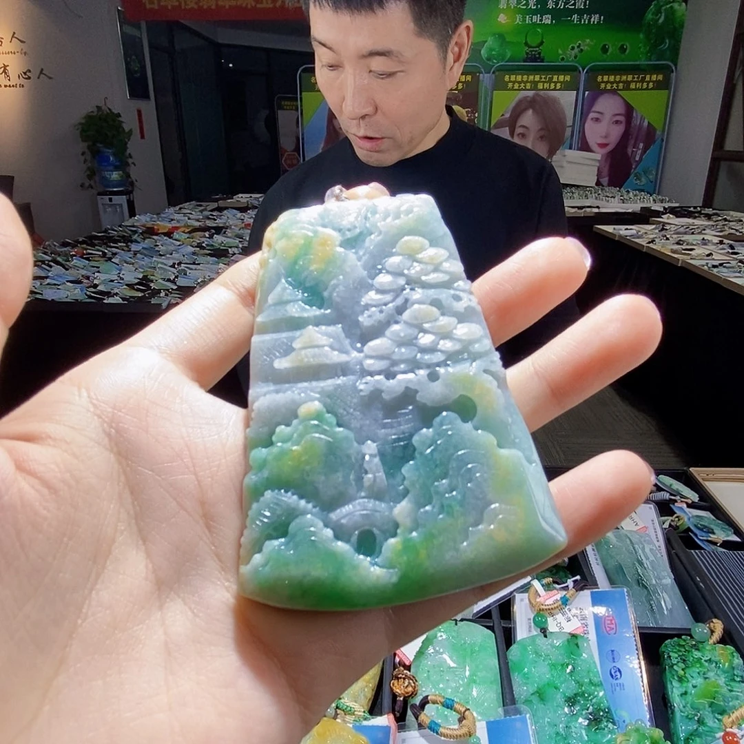 颈饰未镶嵌翡翠翡翠