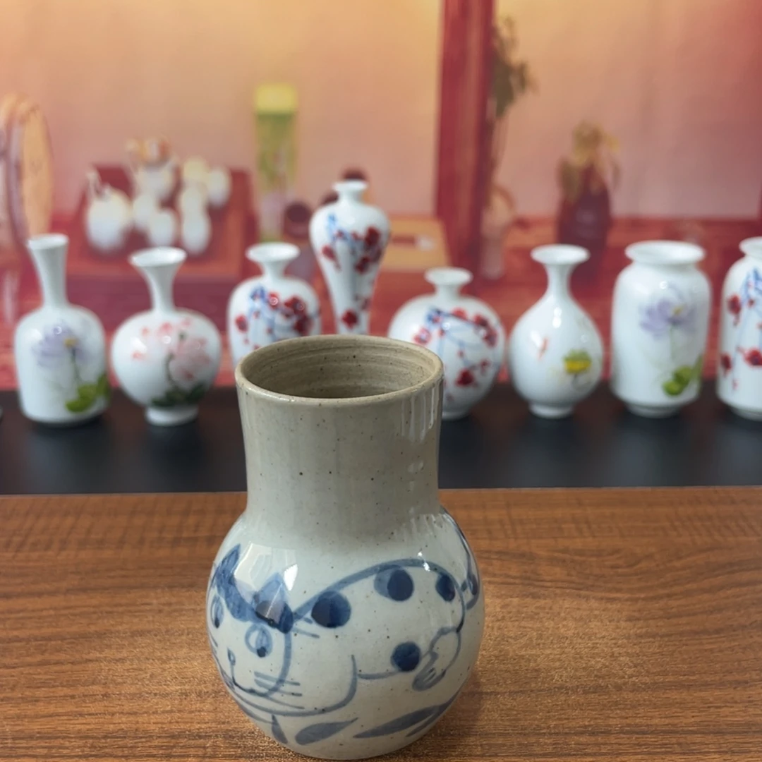 景德镇小花瓶等着你