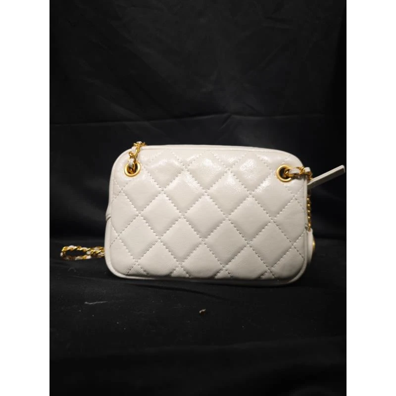 时尚潮流打造真皮女士气质包18cm 10944 白色相机