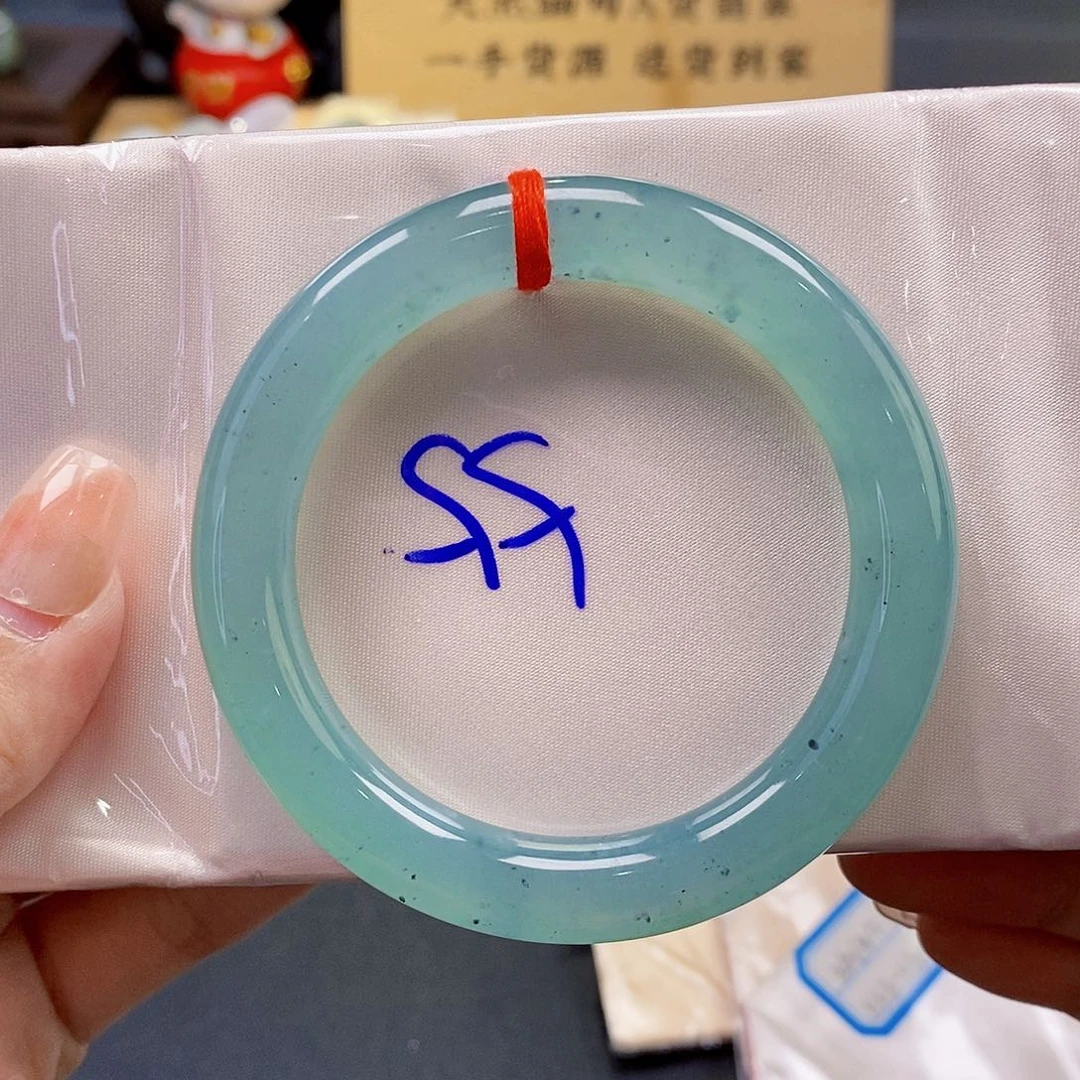 翡翠手镯未镶嵌29号