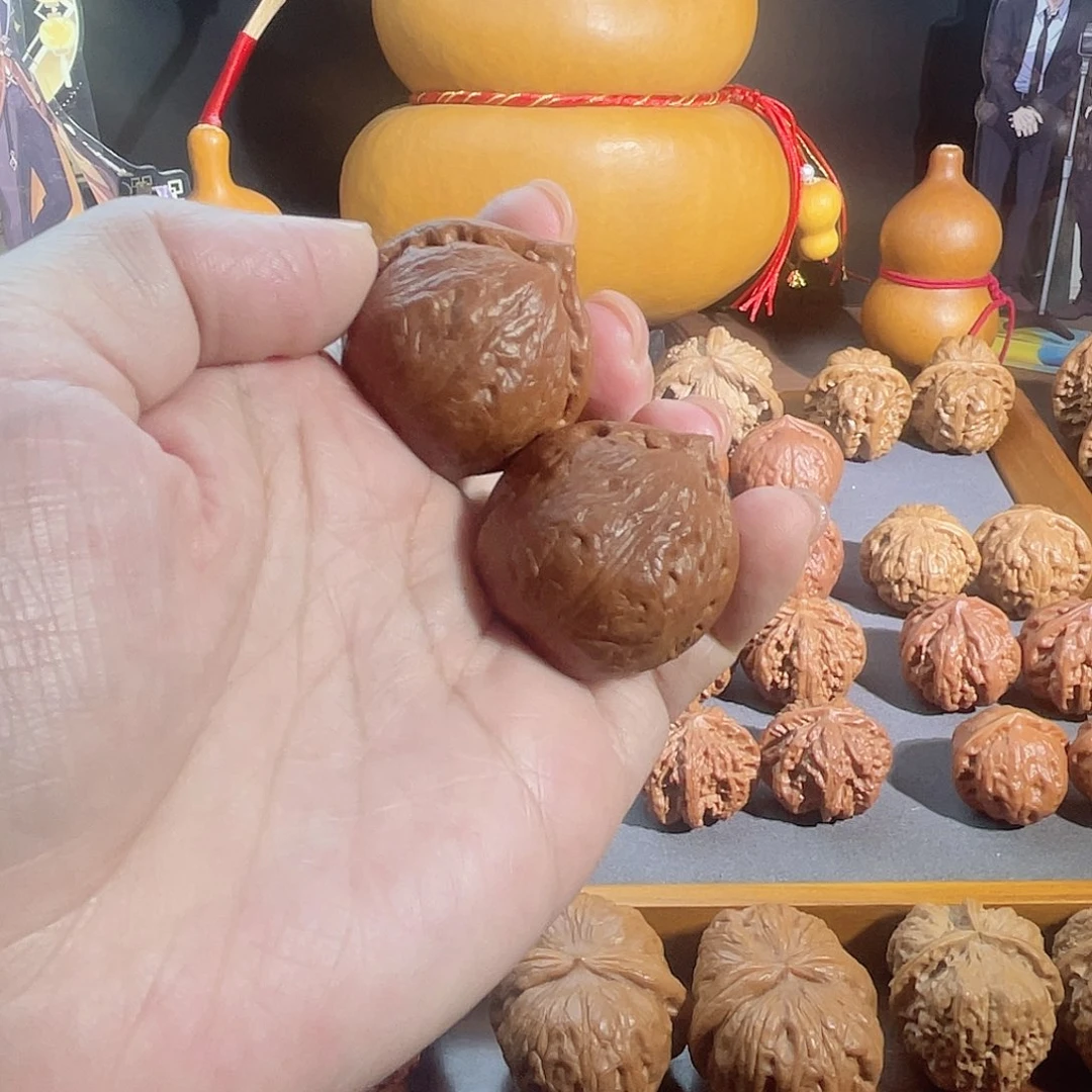 文玩核桃吊坠寿桃手捻