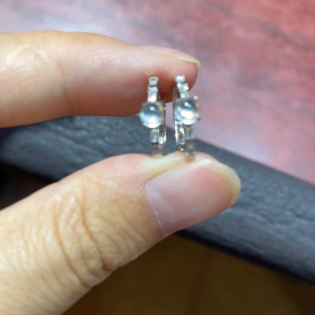 翡翠18K金镶嵌颈饰耳环