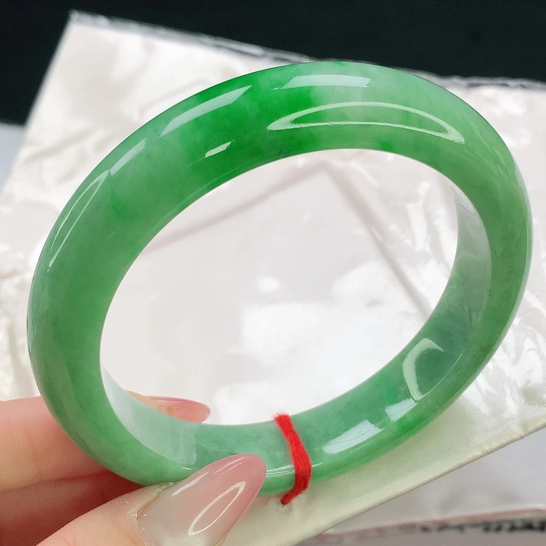 未镶嵌手镯翡翠652