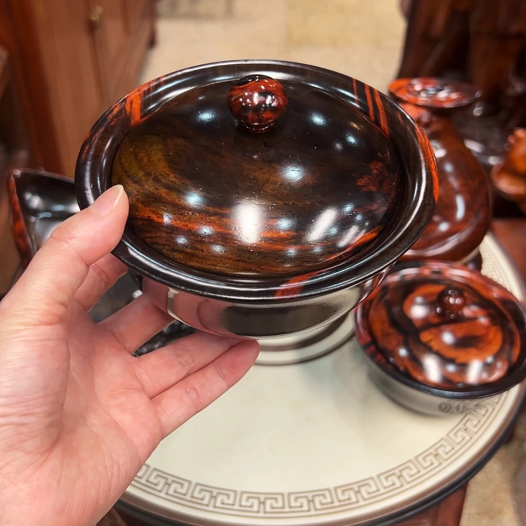 用***8香榧木老挝大红酸枝碗