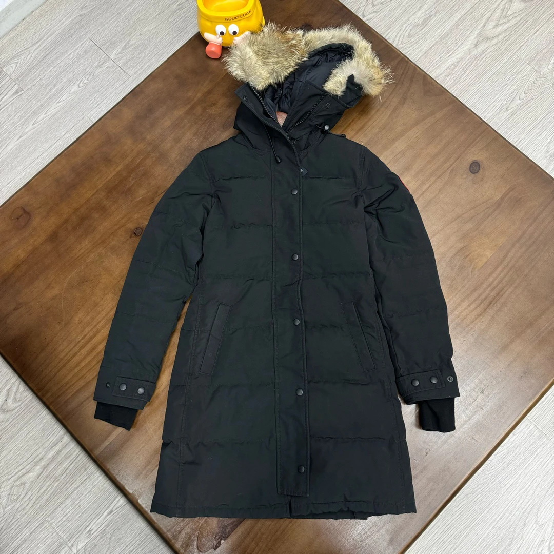 95新 CANADA GOOSE XS码长款羽绒服 黑二手YI1256