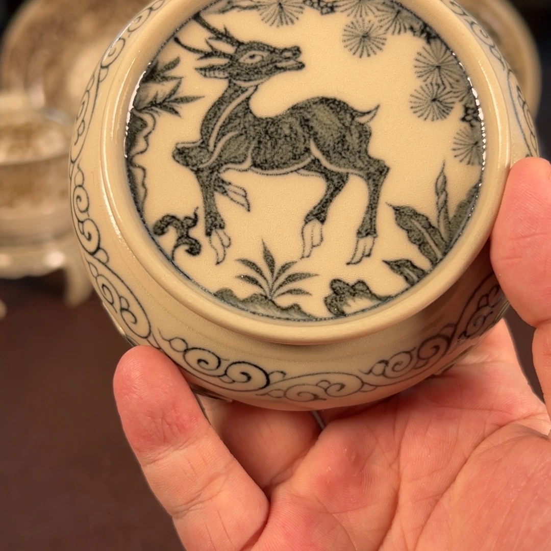 手工手绘陶瓷作品