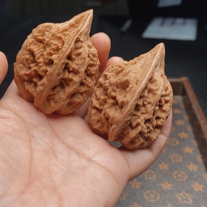 把件文玩核桃鸭嘴兽