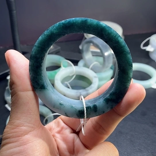 定制翡翠正圈未镶嵌