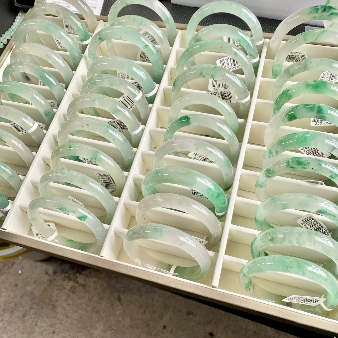 【翡里翡气】团购云粉专属｜正品非洲翠白冰飘平安手镯 多样性发其一