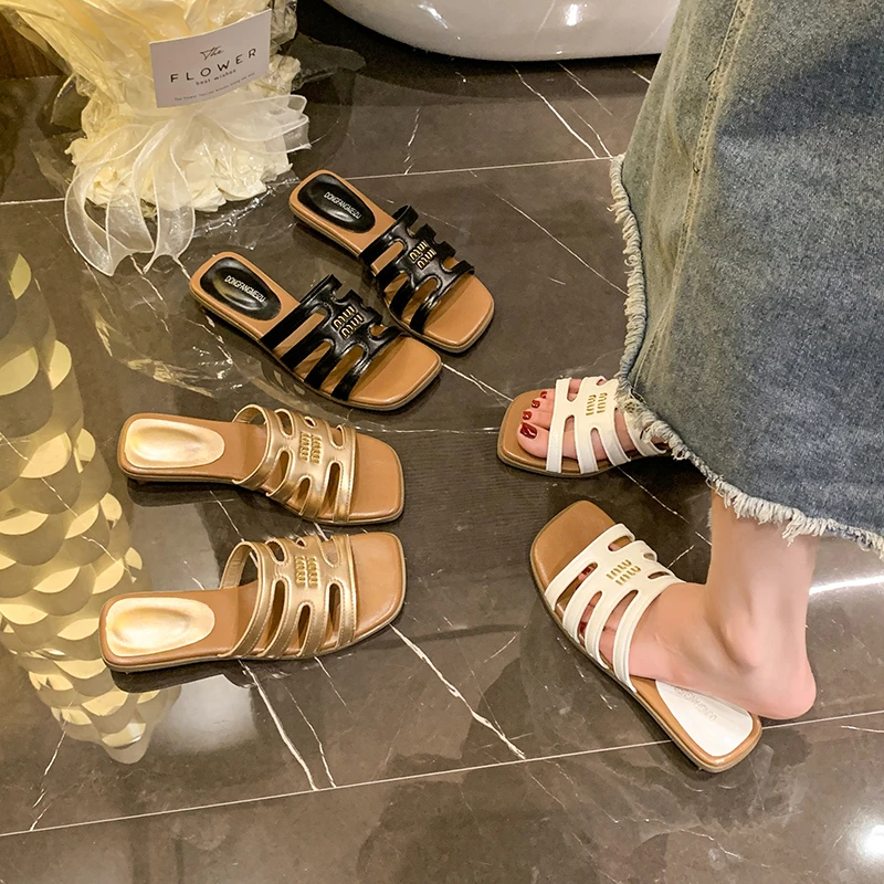 夏季新款低跟仙女风方跟夏季日常韩版休闲外穿一字镂空露趾凉拖鞋