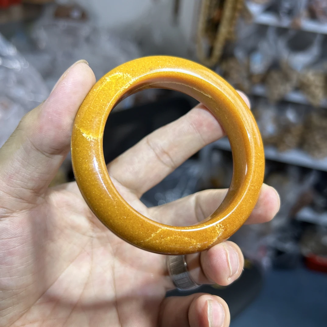 黄妖花手镯多样性发其一