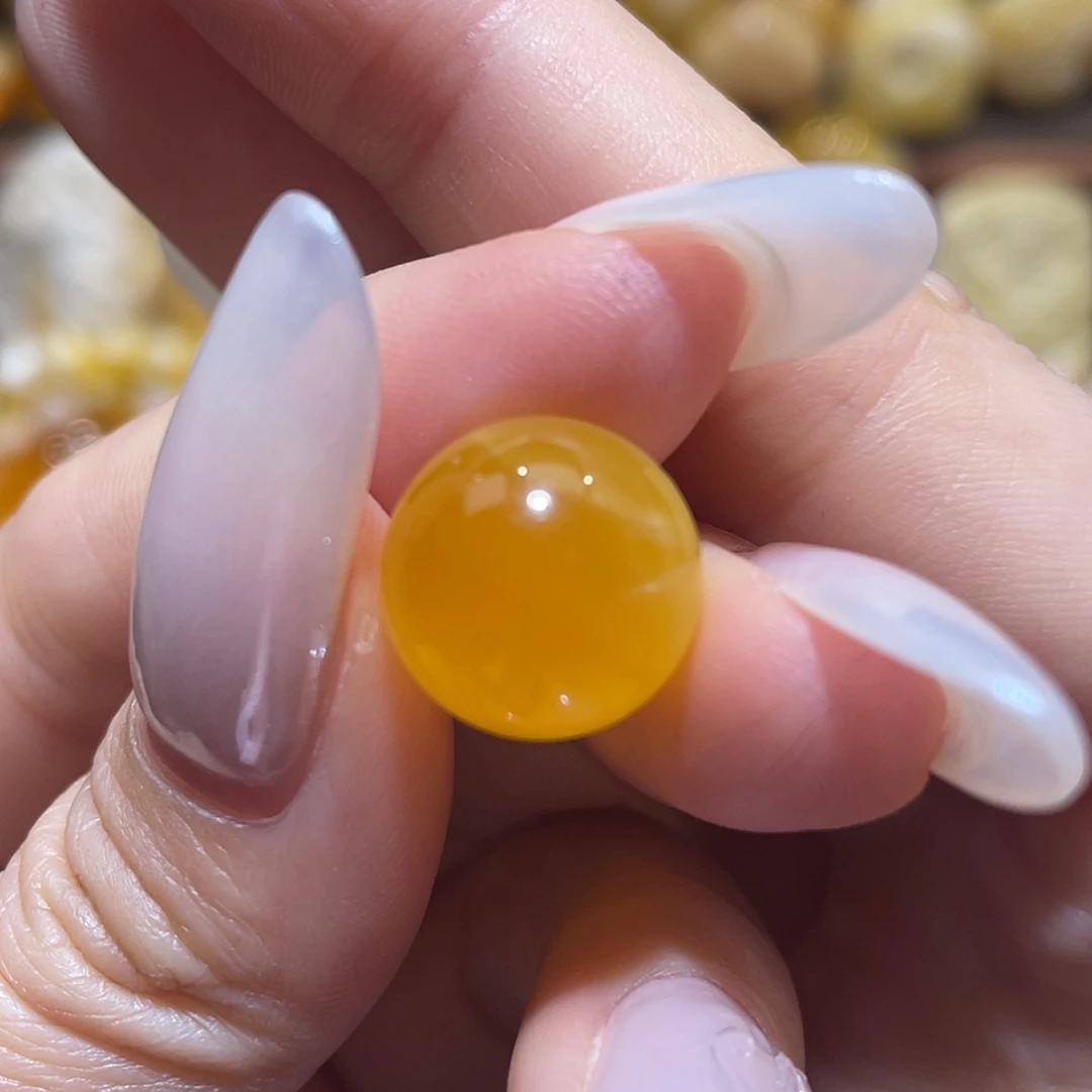 【闪购商品】裸石琥珀未镶嵌辉