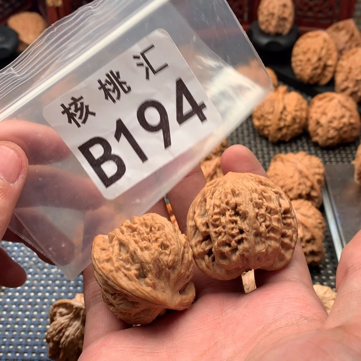 吊坠文玩核桃望月