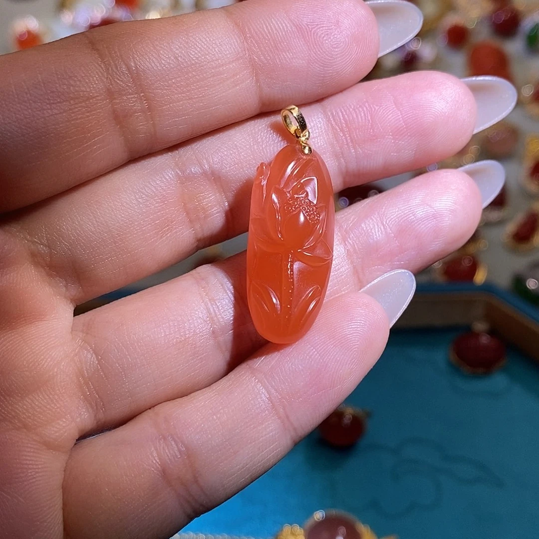南红玛瑙18K金镶嵌吊坠(不含链)