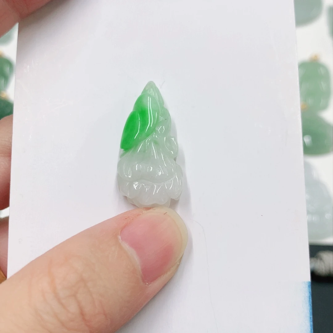 翡翠颈饰未镶嵌1212121212