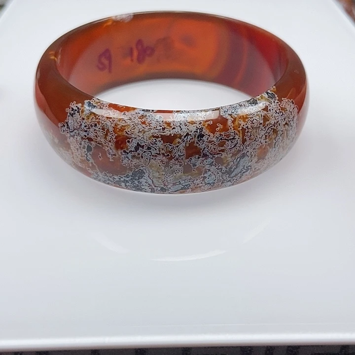 手镯玛瑙/玉髓未镶嵌