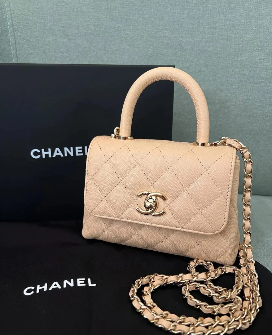 未使用 Chanel/香奈儿  cocohandle nano 卡其色 16cm 16205995