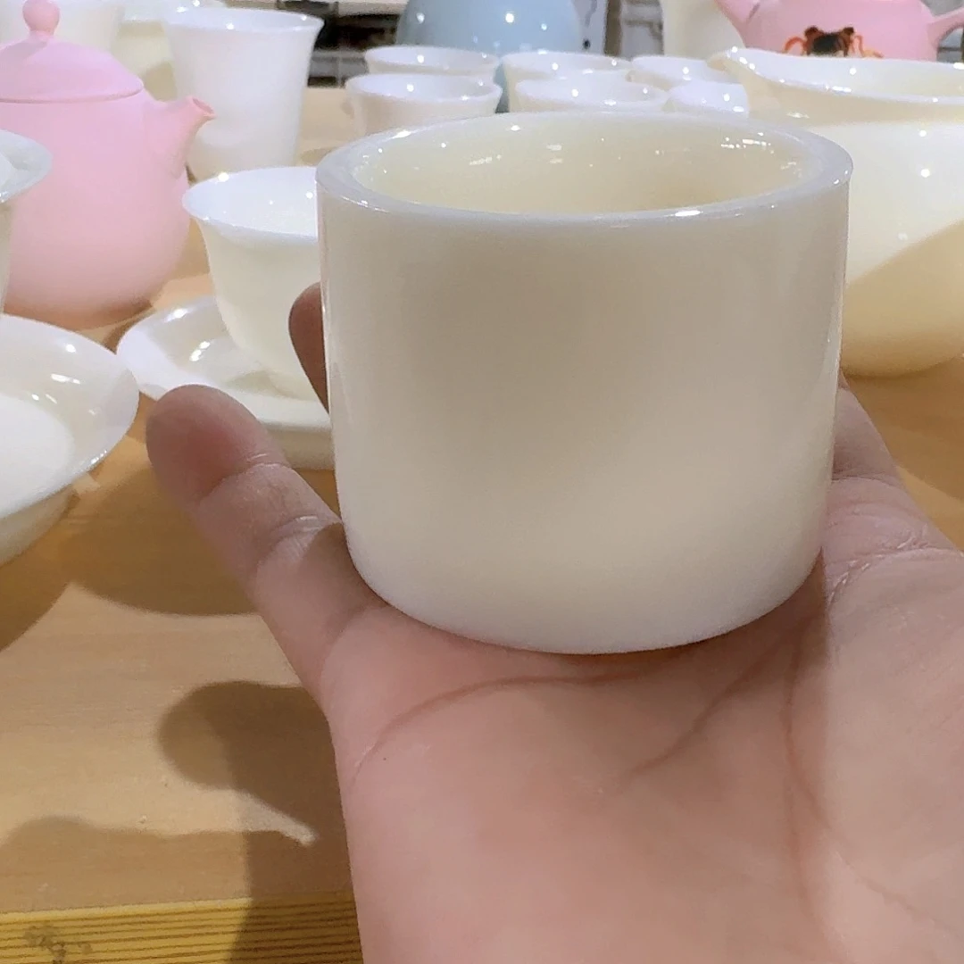 瑕疵茶具。介意勿拍