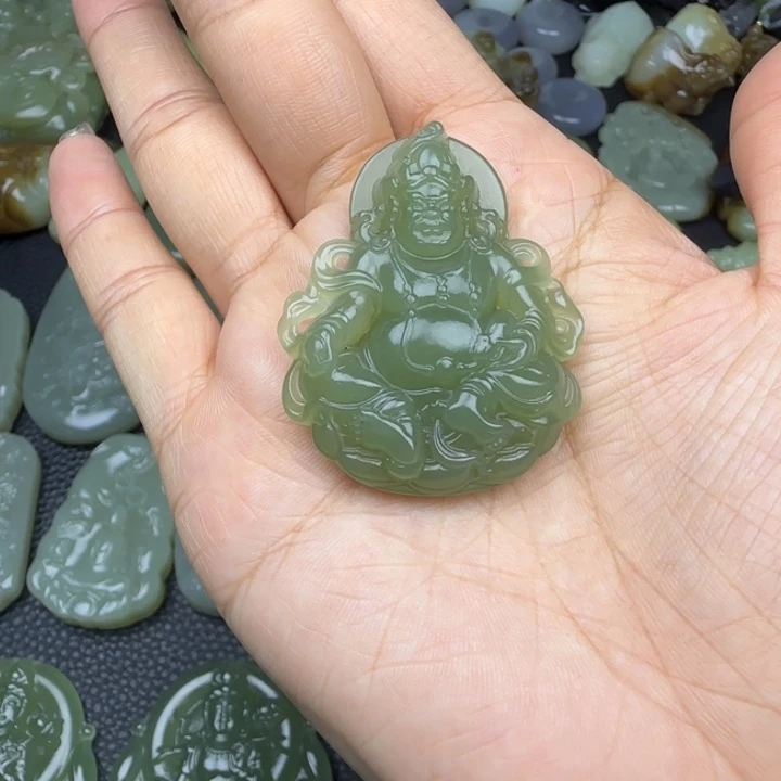 和田玉未镶嵌珠宝奇石