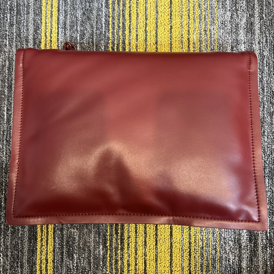 TOLEX2025新款手工时尚百搭枕头女包红色