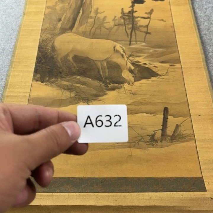 聊***尘国画A632日本老字画